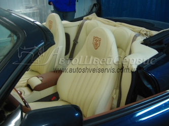 Вышивка на сиденьях для Jaguar XKR